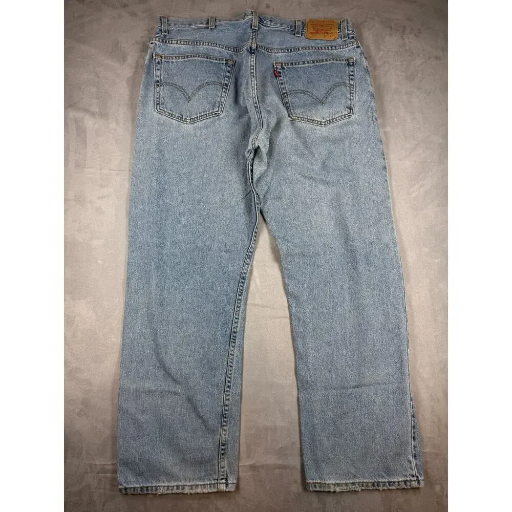 Levi's Men's Vintage 505 Regular Fit Straight Leg Jeans Blue Denim 42 x 32